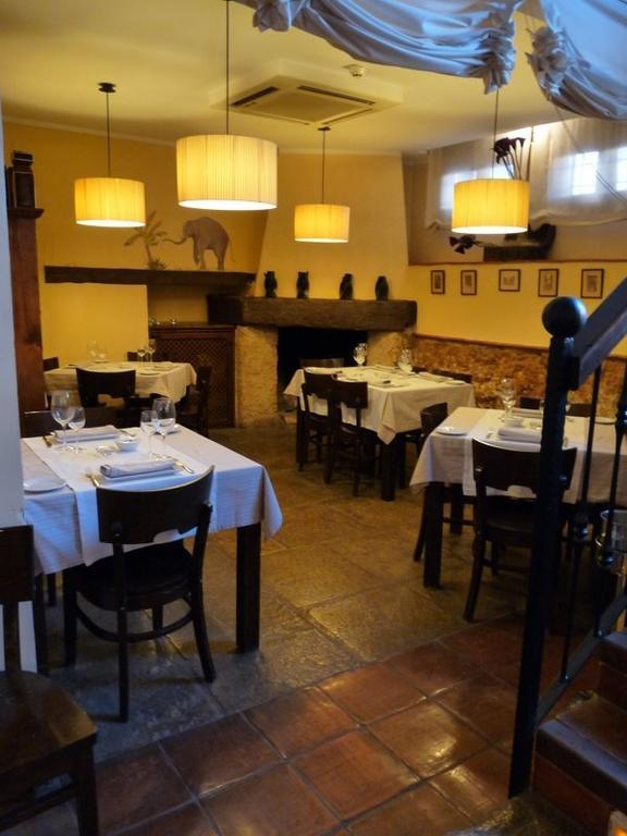 Hotel Restaurante Dona Anita Requena Kültér fotó