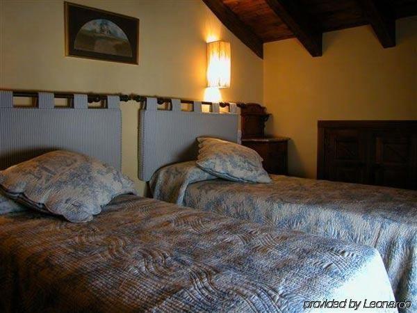 Hotel Restaurante Dona Anita Requena Szoba fotó