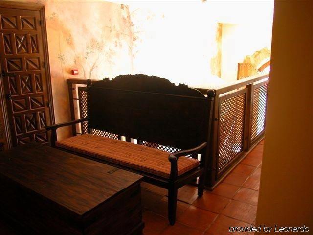 Hotel Restaurante Dona Anita Requena Beltér fotó