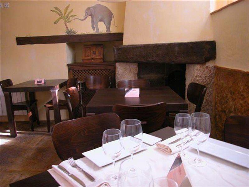 Hotel Restaurante Dona Anita Requena Étterem fotó
